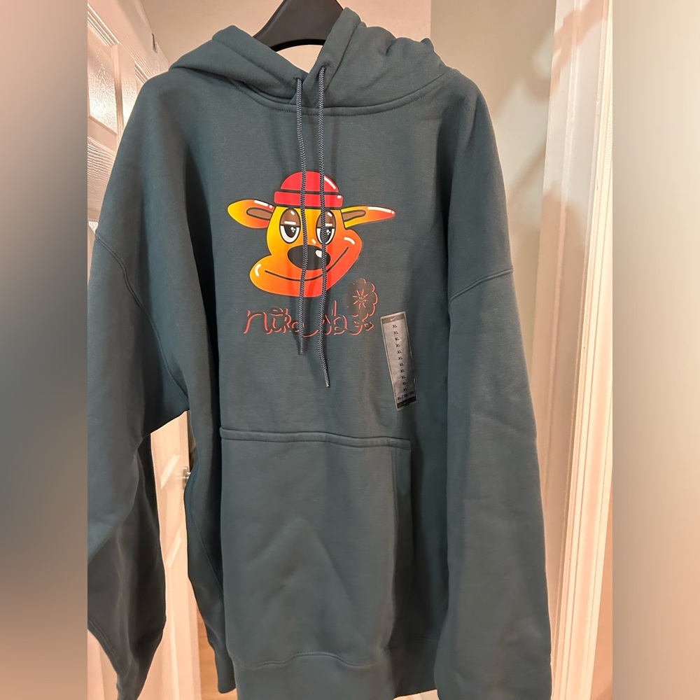 Sold…Nike SB hoodie … XL … new